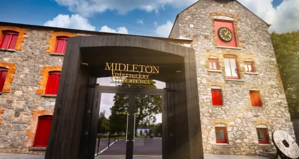 MIDLETON-DISTILLERY-EXPERIENCE-960-X730